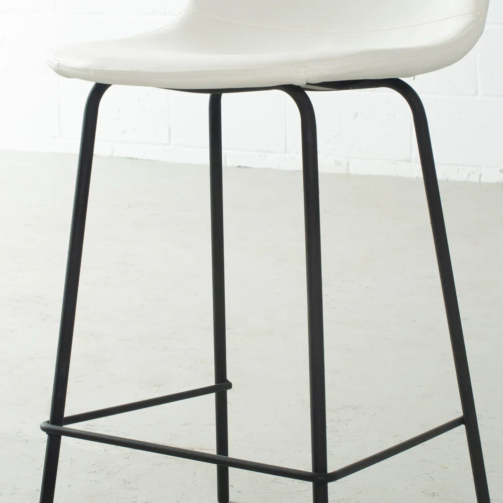 Nordic Shell Bar Stool